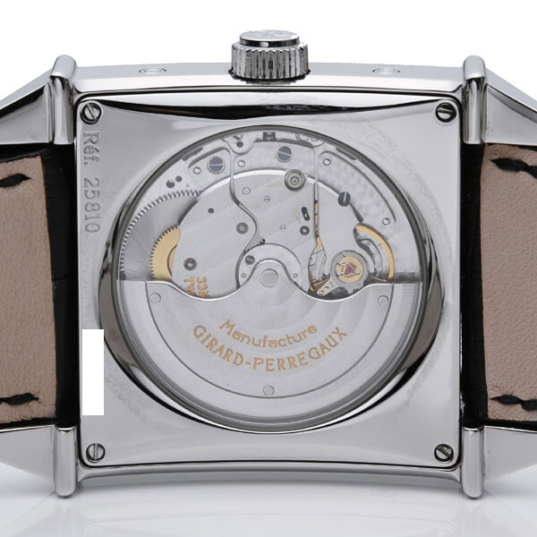 ジラール・ペルゴスーパーコピーGirard-Perregaux ヴィンテージ 1945 トリプルカレンダー 25810-11-651-BA6A